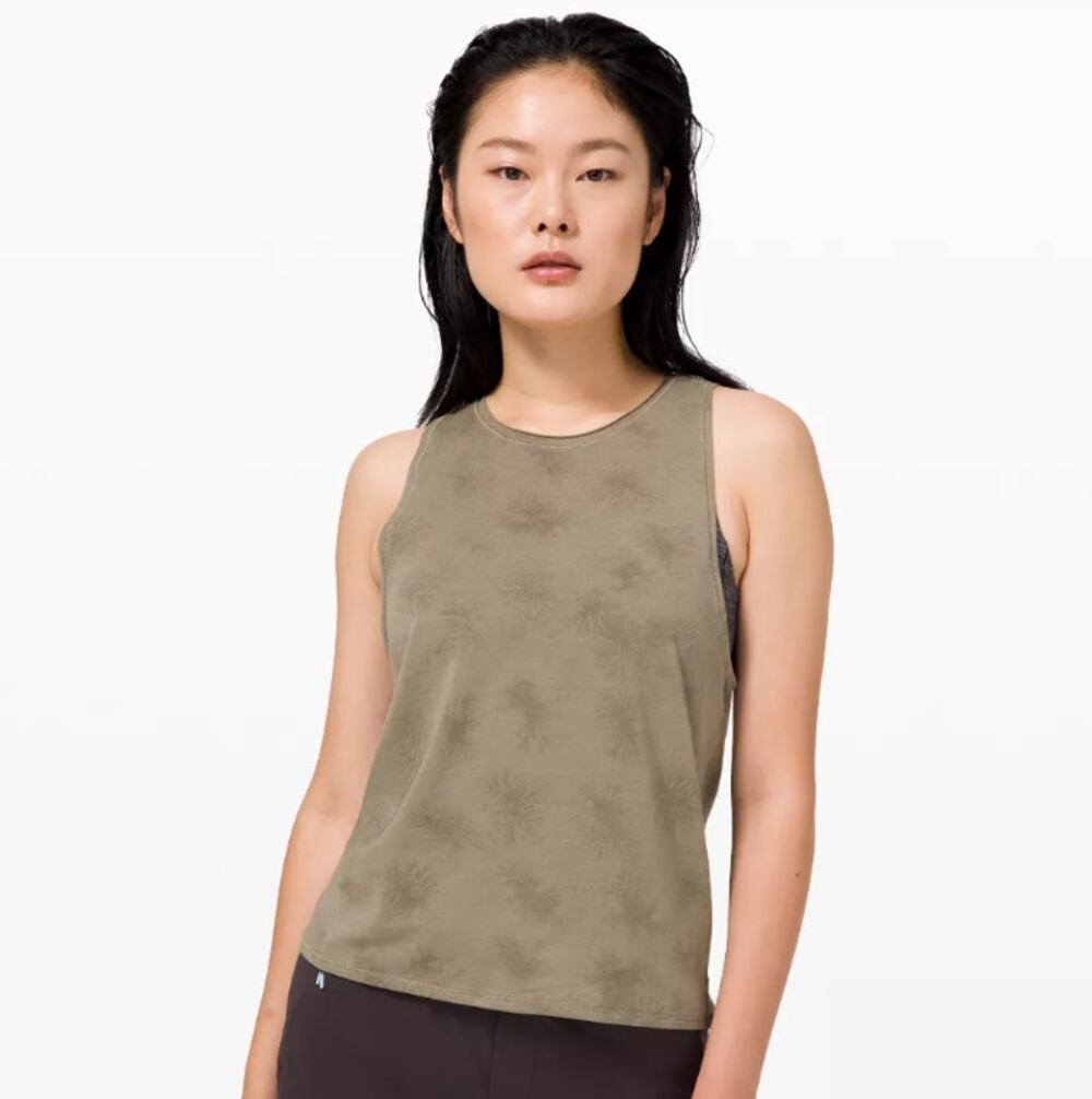 Lululemon Army Green Dandelion Print Kosaten Tank Top Activewear Loungewear 6